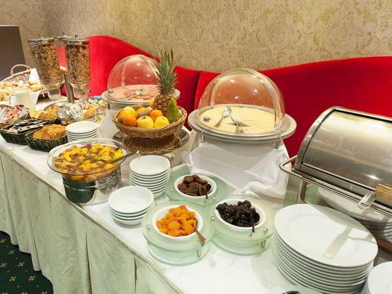 Hotel Restaurant Napoleon ฟงแตนโบล ภายนอก รูปภาพ