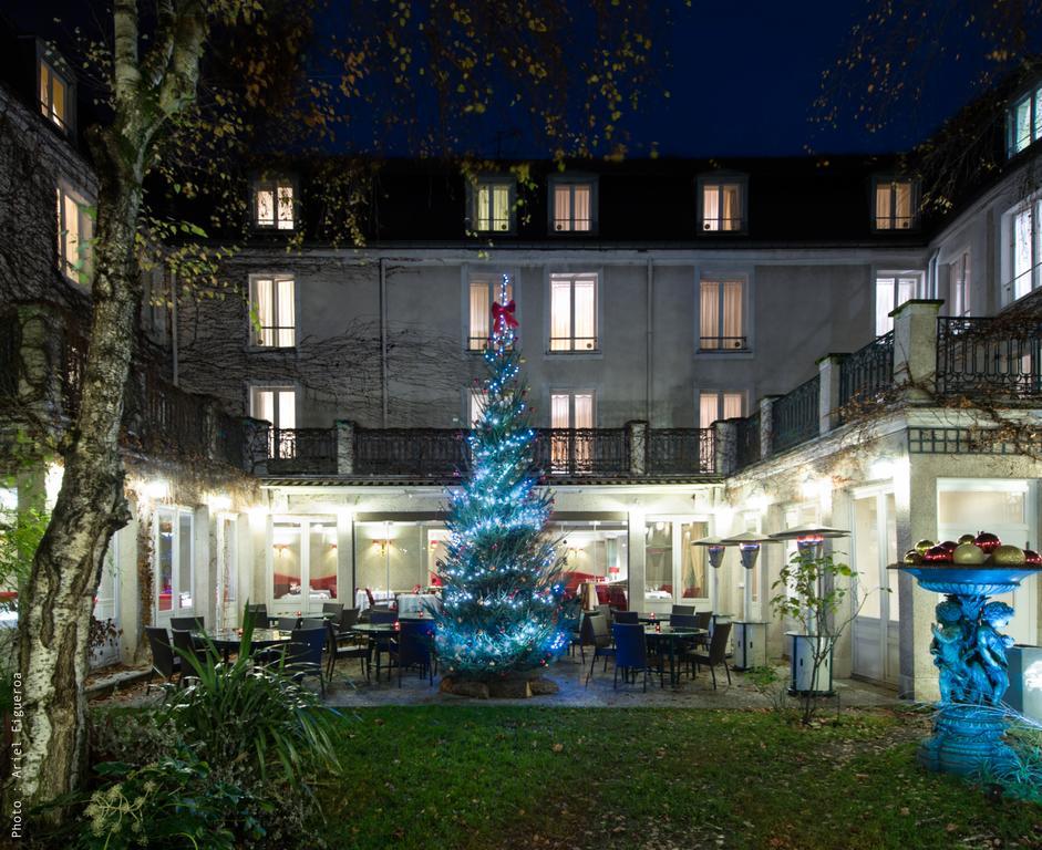 Hotel Restaurant Napoleon ฟงแตนโบล ภายนอก รูปภาพ